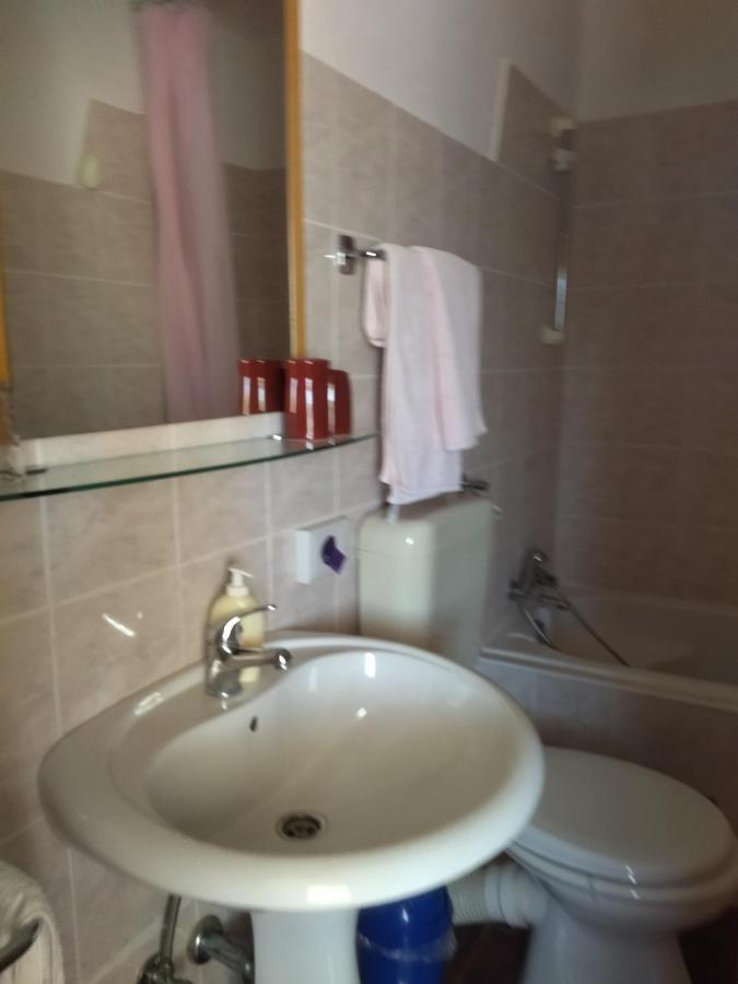 Apartment Tuja Jadrtovac Esterno foto